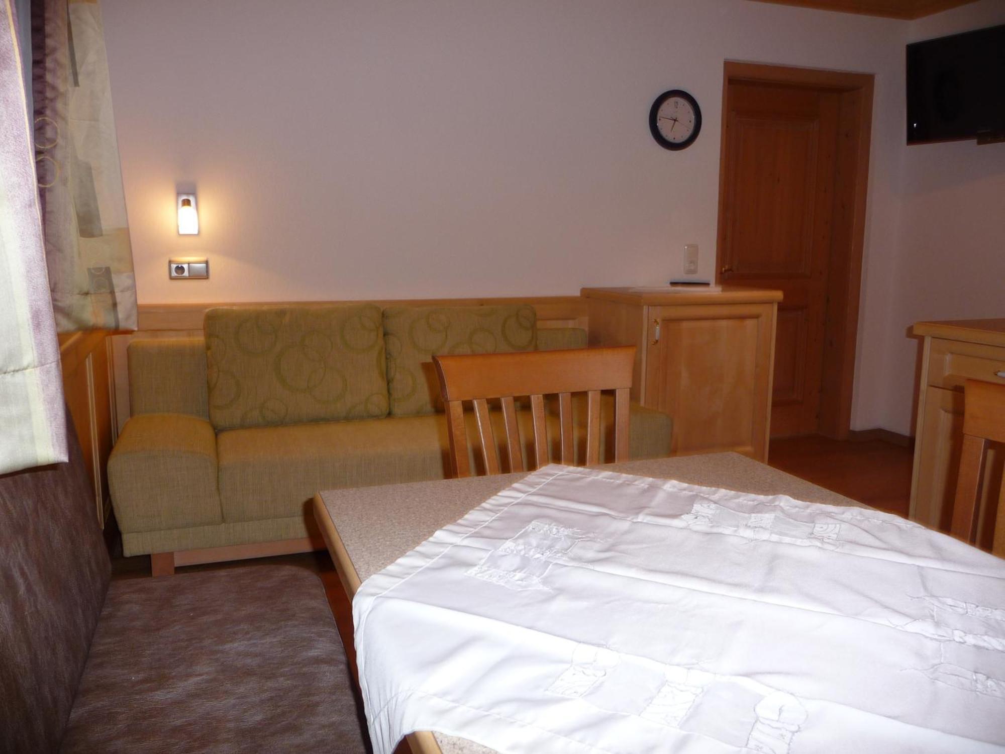 אינרבילגרטן Apartmenthaus Gutwenger מראה חיצוני תמונה
